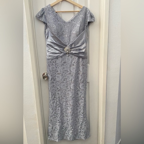 Dresses & Skirts - Mother of the Bride Silver Gray Dress